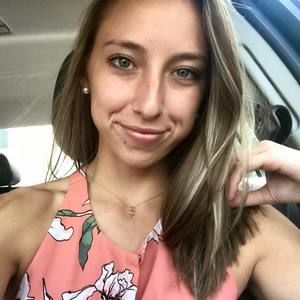 Meet your Posher, Laci